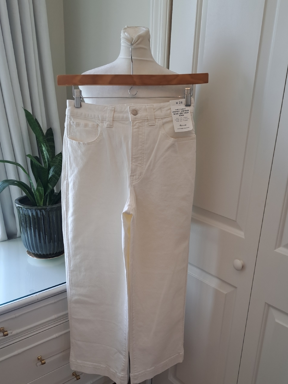 NWT Madwell Womens The Curvy Perfect Vintage Wide-Leg Crop Ecru Jeans 28
